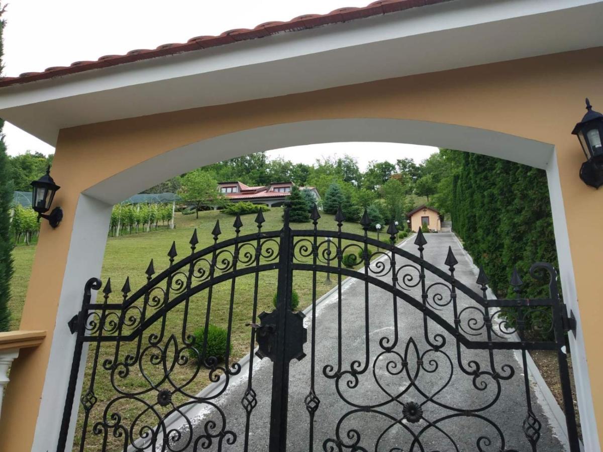 Kuca Za Odmor Magdalena&V Apartman Krapina Kültér fotó